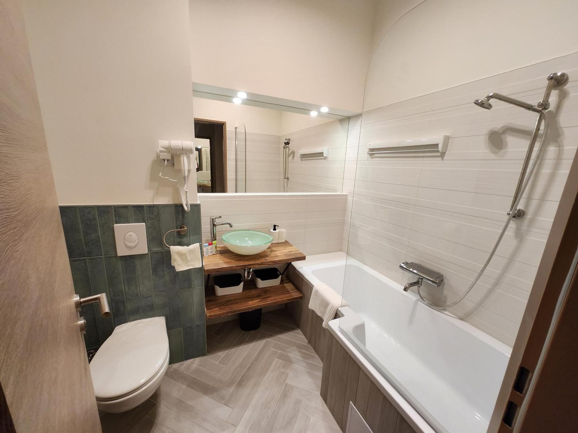 Apartman 18 Aparthotel Debrecen Exterior foto